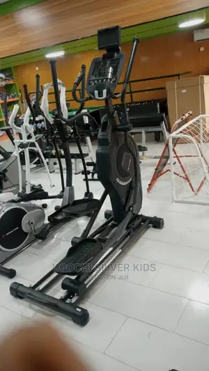 Electric Exercise Cross Trainer Commercial Use 200kg User