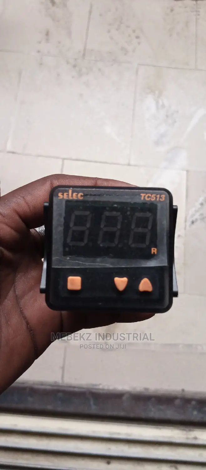 Selec Temperature Controller Tc513