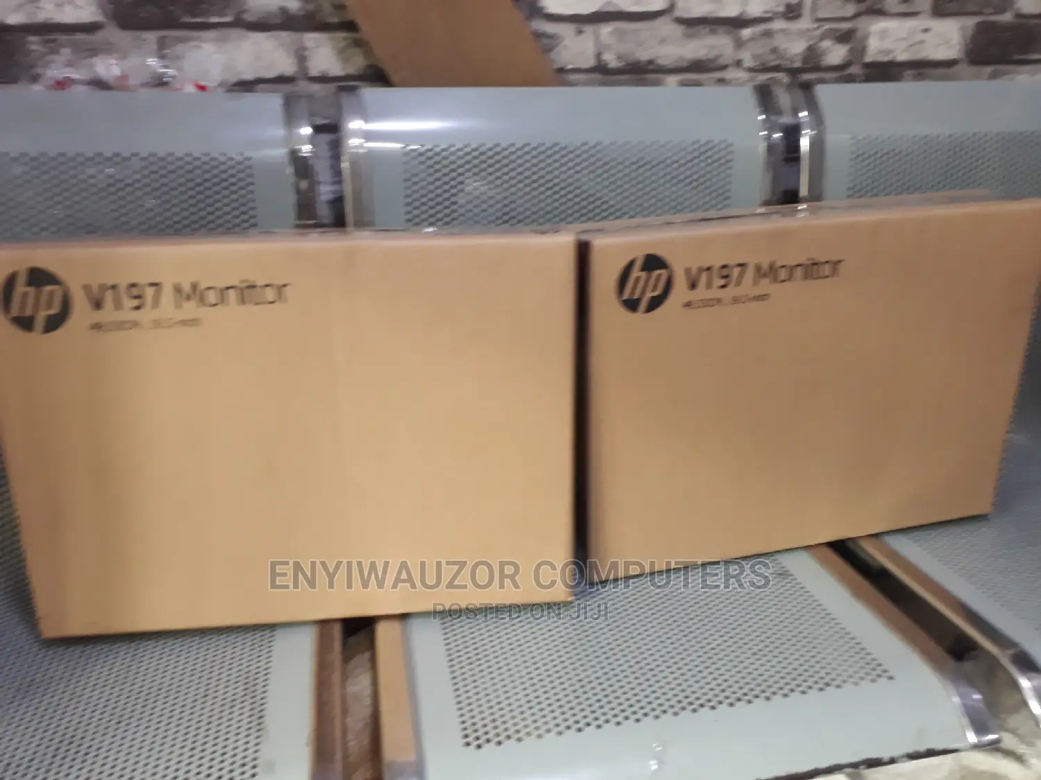 HP V197 Monitor