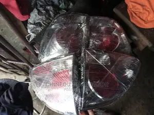 Lexus Rx 300 Complete Rear Lamps 2002 Model