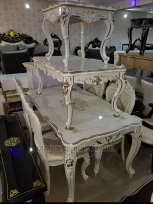 Royal Dining Set/Center Table Stools