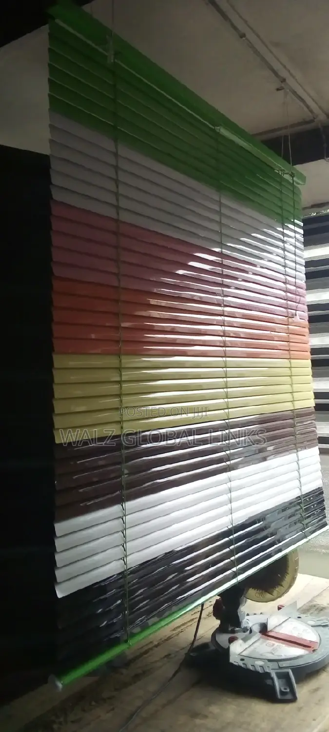 Vanetian Window