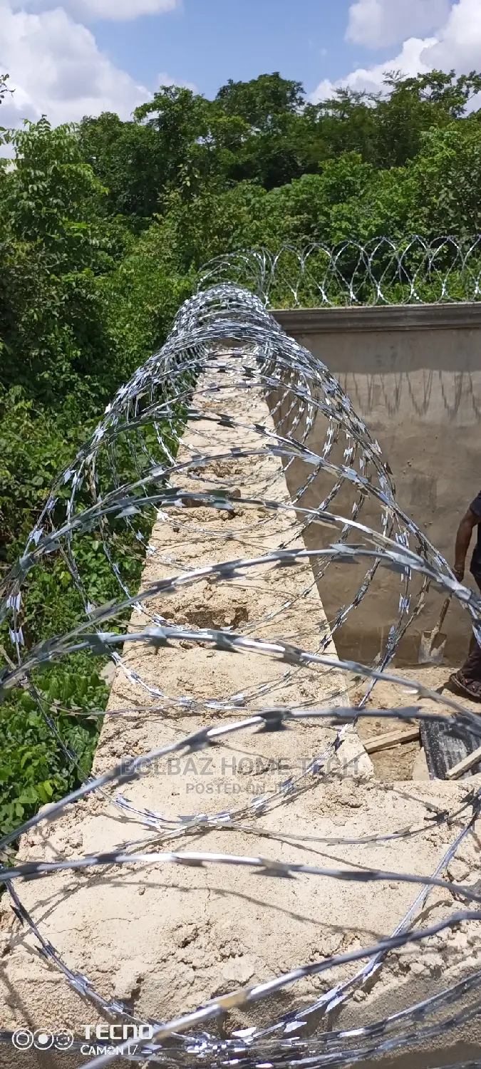 Razor Barb Wire; Burglar Enemy