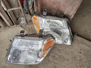 Nissan Pathfinder Headlamps 2009 Model
