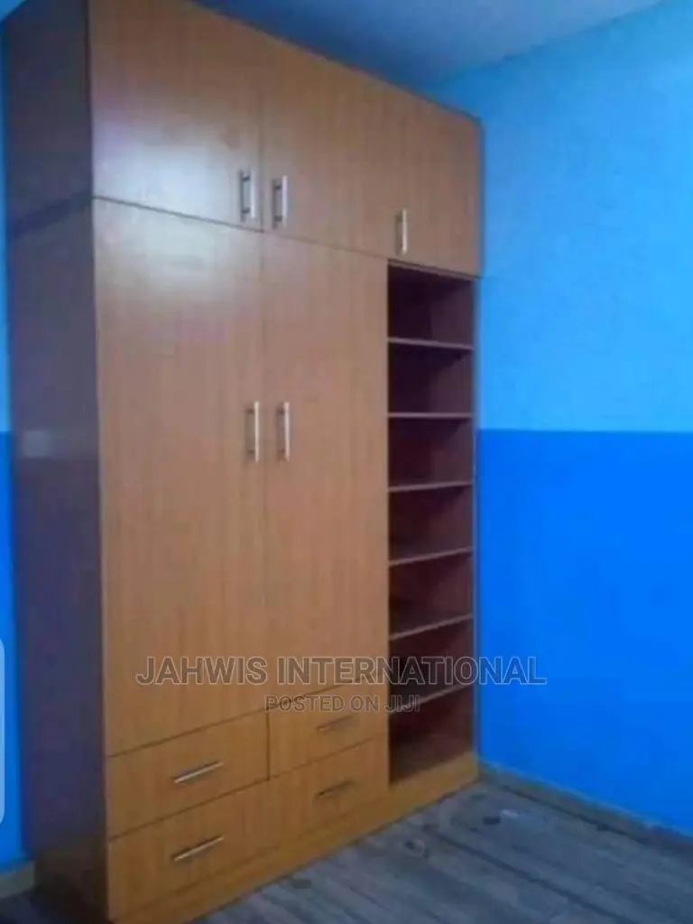 8by8ft Wardrobes With Rack