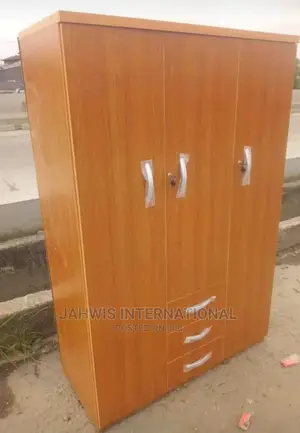 4by6ft 3 Doors Wardrobes
