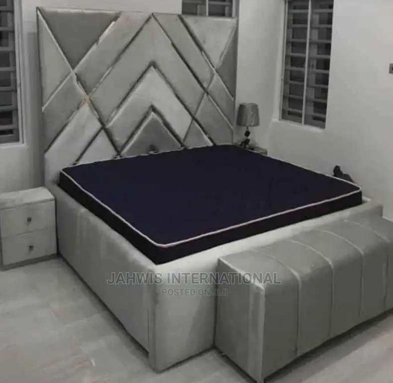 High Quality 6 X 6 Bedframe.