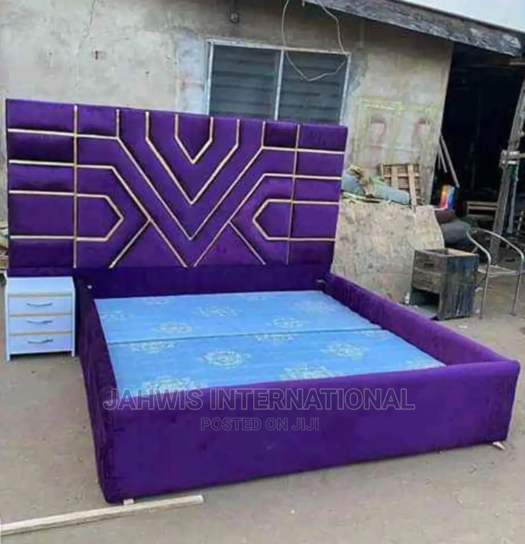 Sumptuously Designed 6/6 Padded Bed Frame