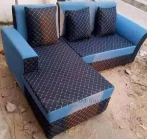 Tastefully Built L-Shape Chairs