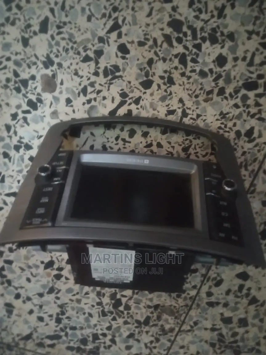 Avalon 2011/2012 Touchscreen Multimedia Player/Stereo