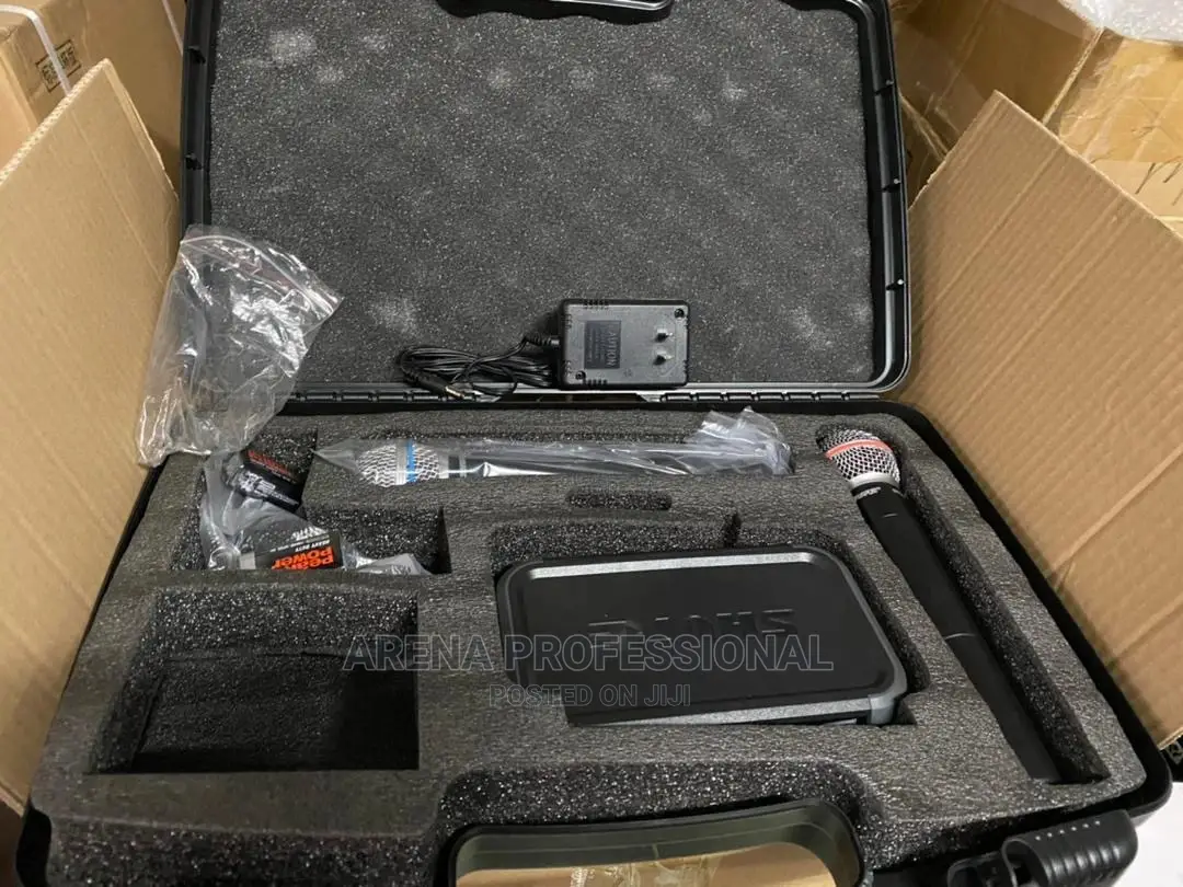 SHURE PGX242 Wireless Microphone