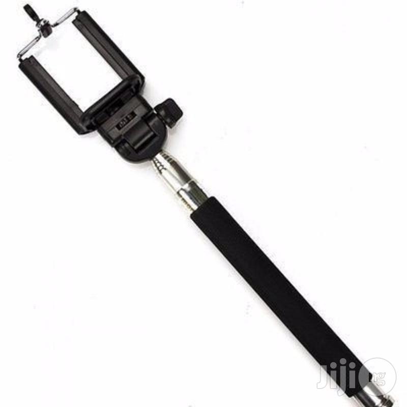 Monopod Extendable Wired Selfie Stick - Black