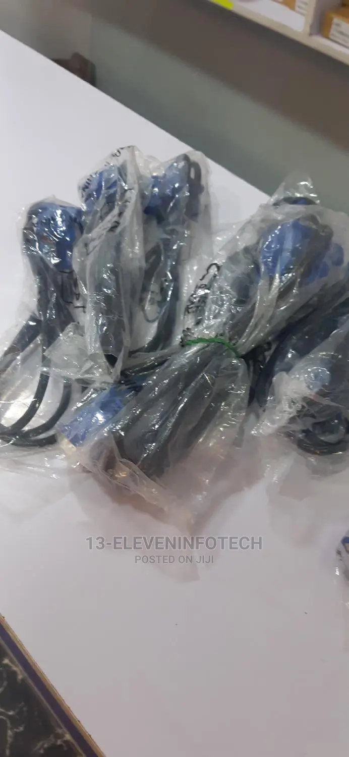 Video Graphic Adapter Cable