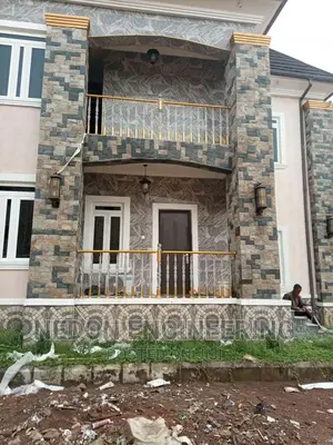 Photo - Classy Crystal Handrails
