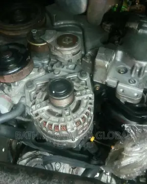 Nissan Tida 2005