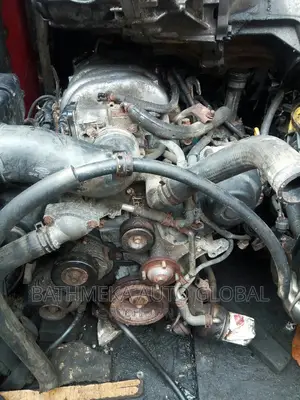 Complete Engine for Toyota Tundra 2004/2005 Model 2uz