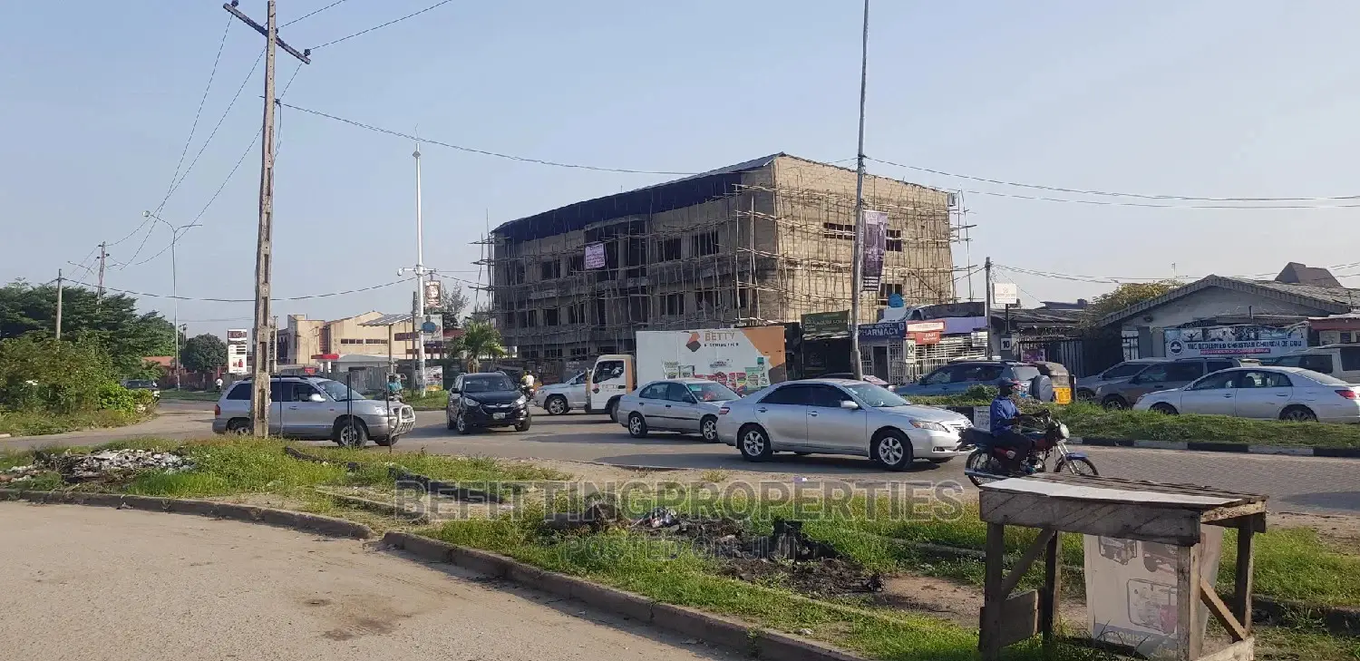1300sqn Detached Building in Festac Town for Rent