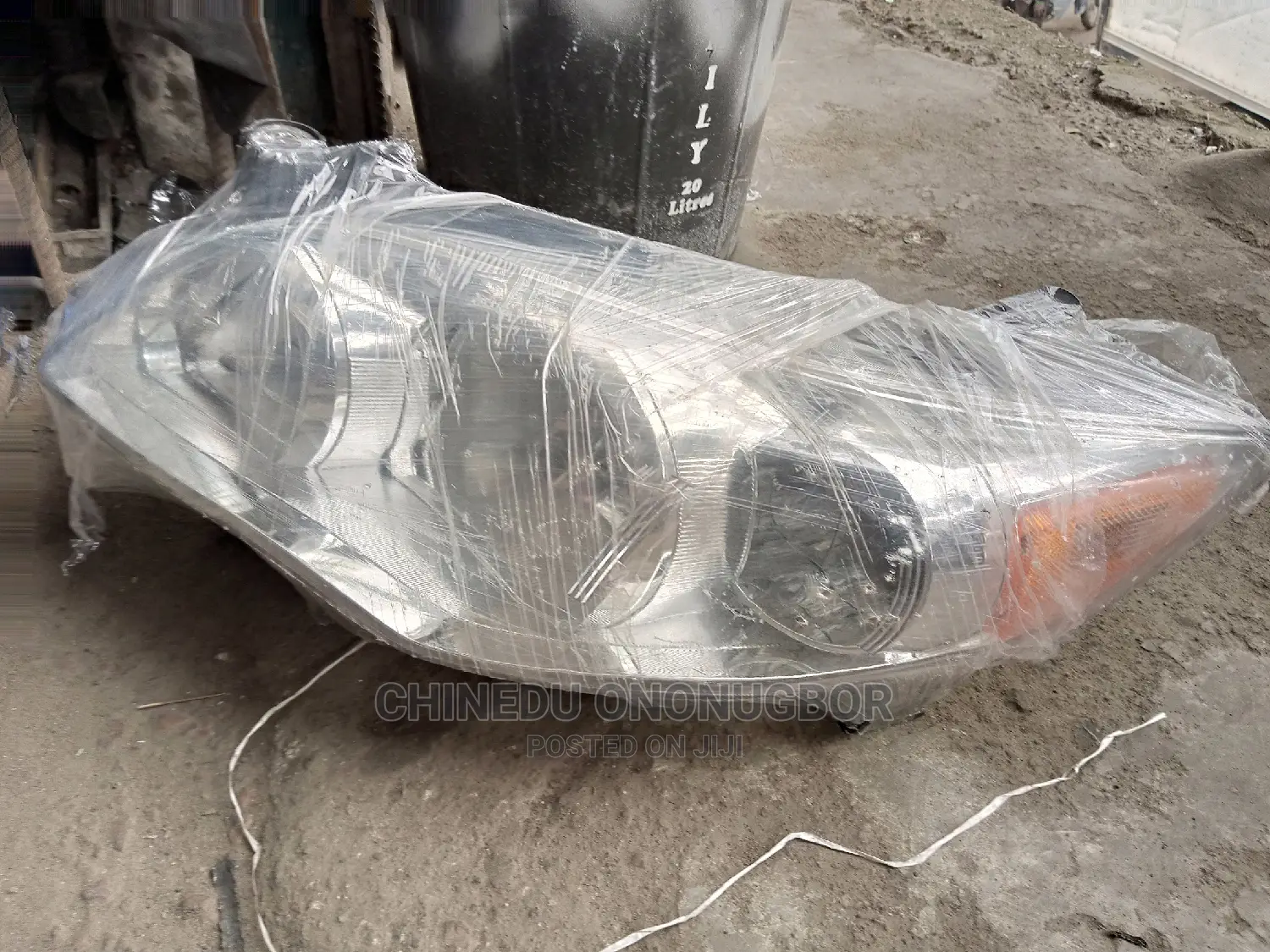 Toyota Corolla Left Headlight 2010