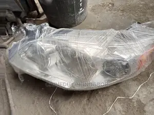Toyota Corolla Left Headlight 2010