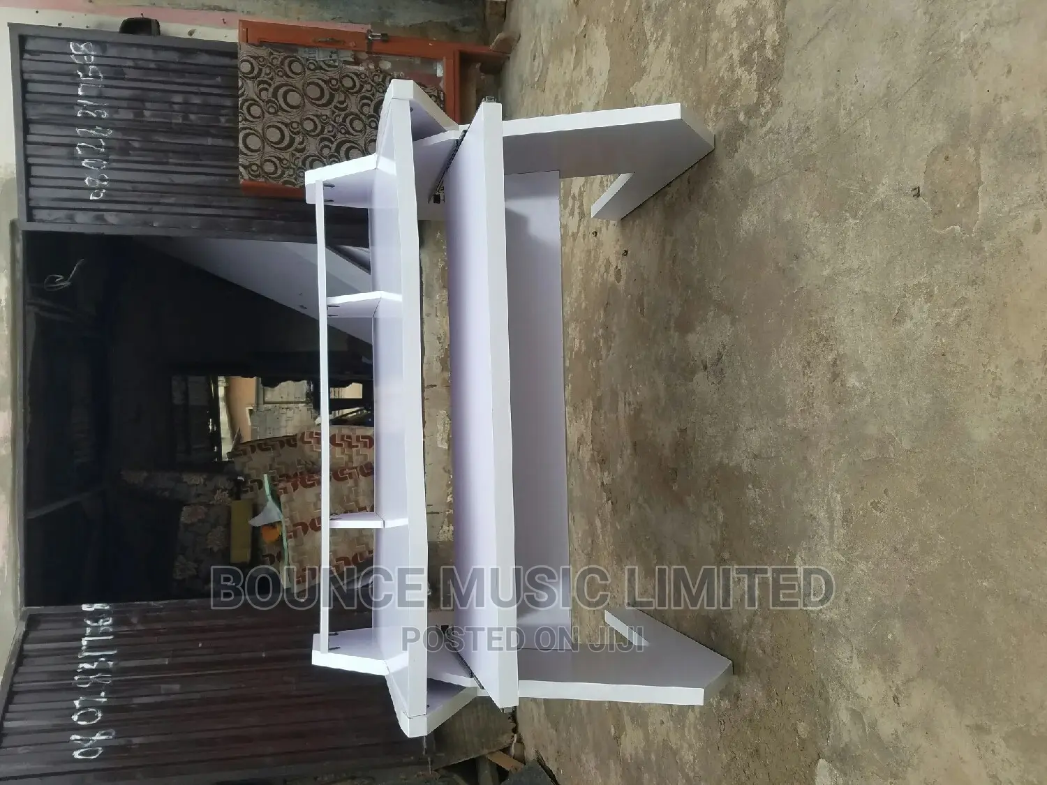 4ft.White Studio Desk