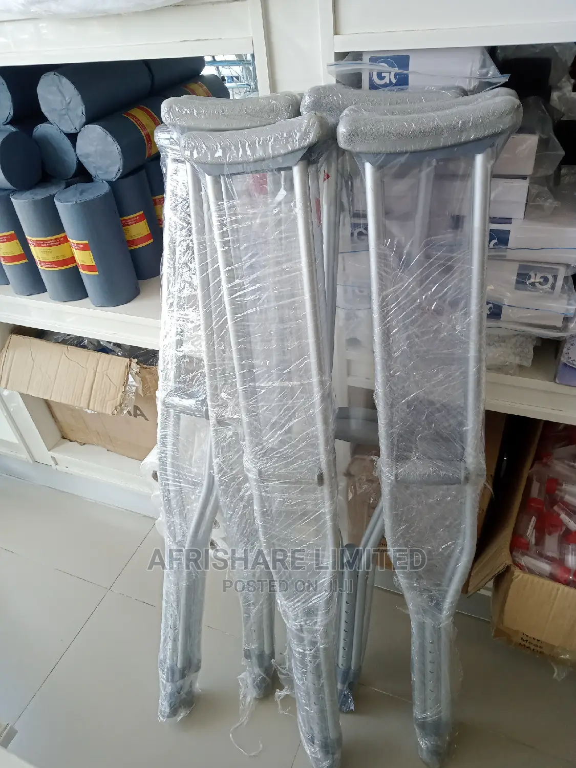Underarm Crutches