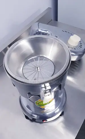 INDUSTRIAL Fruit Juice Extractor/ Heavy Duty Juicing Machine