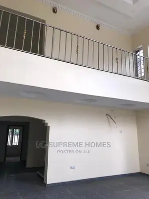 5bdrm Duplex in Beachwood Estate, Lakowe for rent