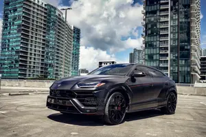 New Lamborghini Urus 2021 Black