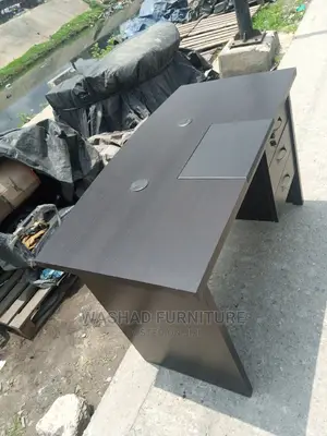 Mini Office Table With Mouse Pad