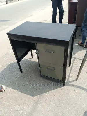 Metal 0ffice Table With Cabinet
