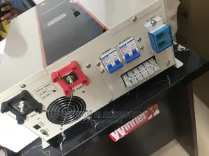 Felicty 10kva 48v Hybrid Inverter Wit 120A Charge Controller