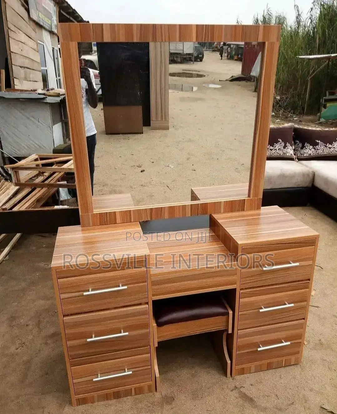 Wooden Dressing Set