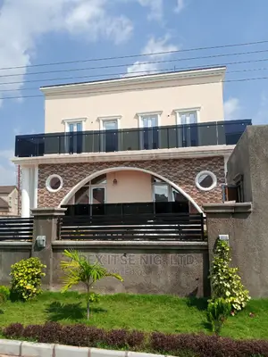 Frameless Grey Glass Balcony