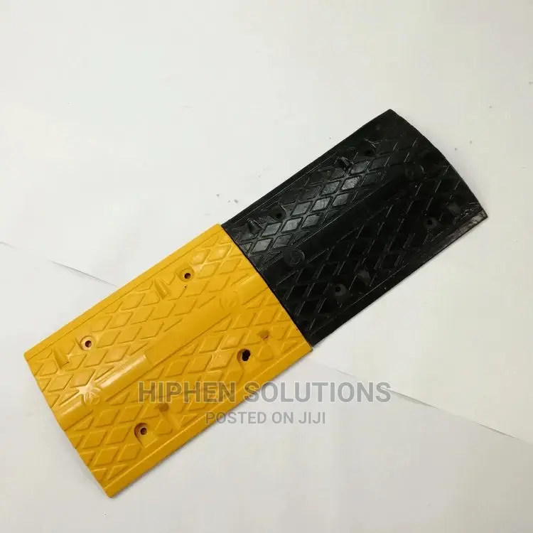 Rubber Speed Bumps (70mm)