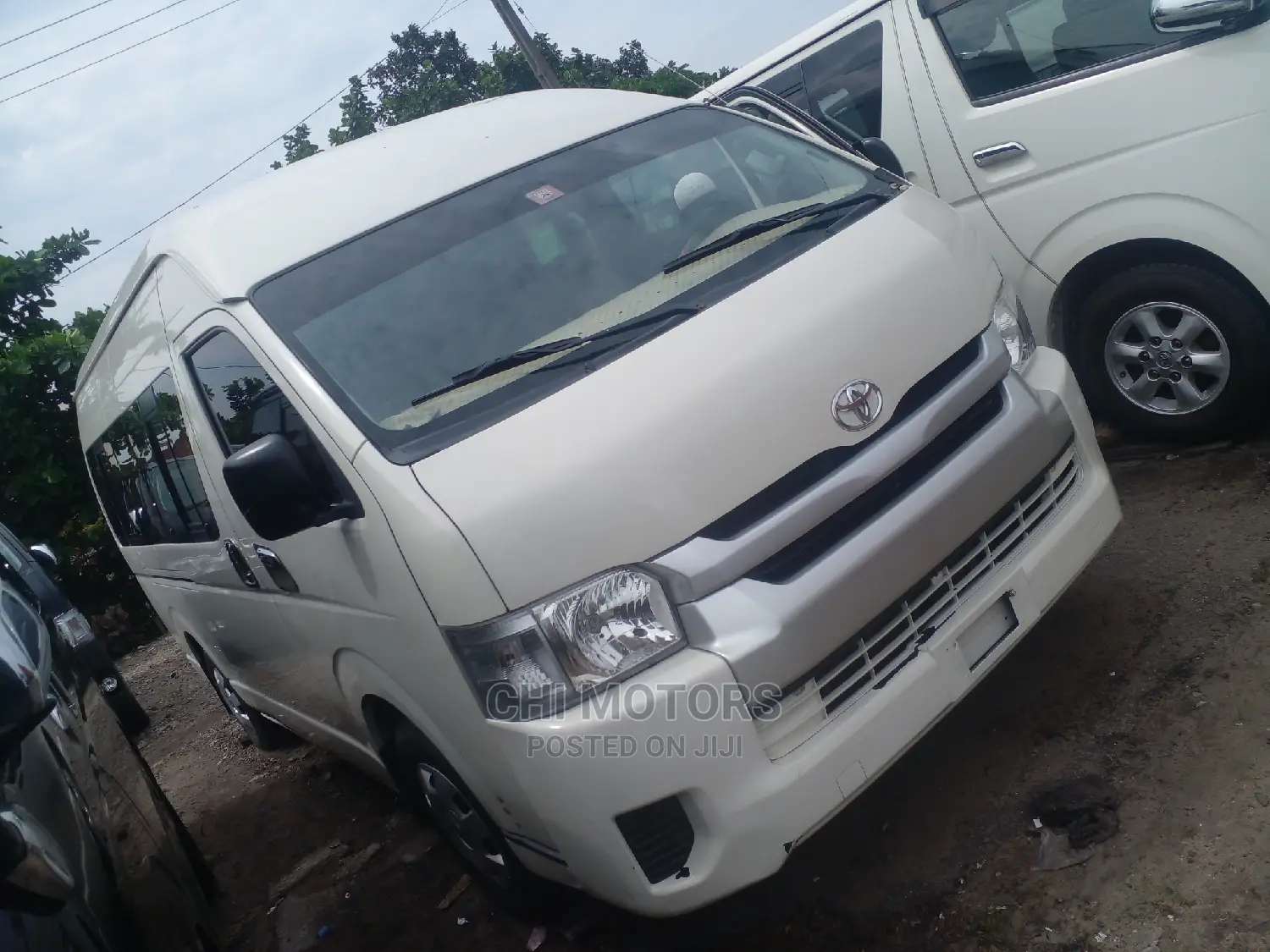 Toyota HiAce 2014