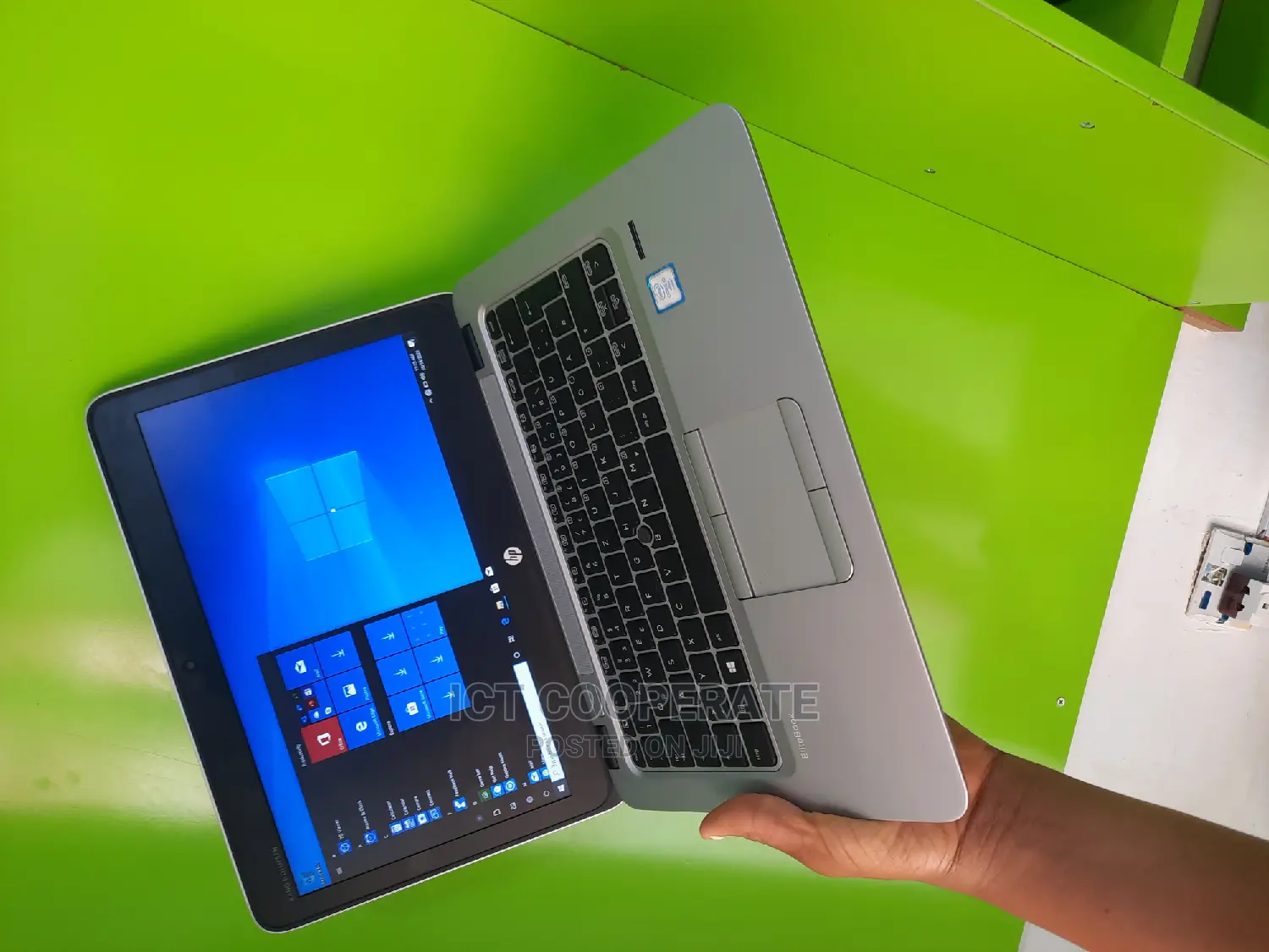 Laptop HP EliteBook 820 G3 8GB Intel Core I5 SSD 256GB