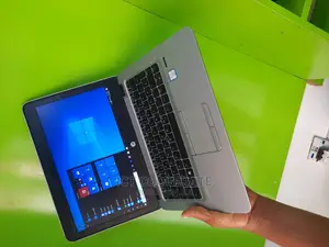 Laptop HP EliteBook 820 G3 8GB Intel Core I5 SSD 256GB