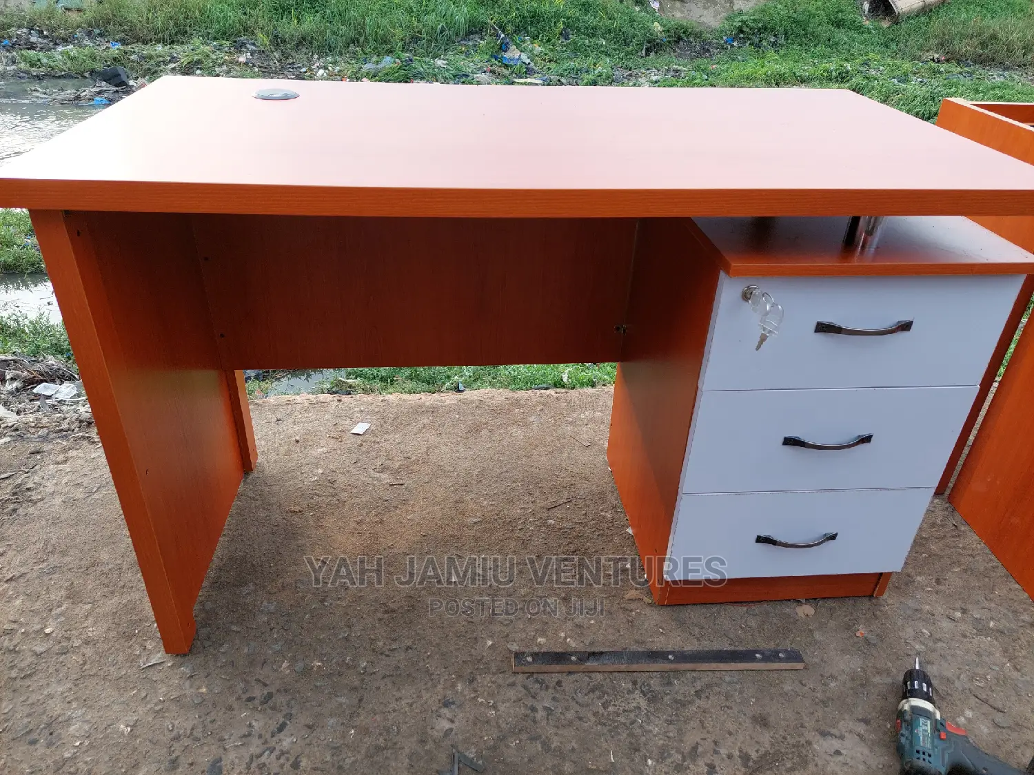 Mini Executive Table