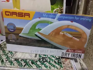 Qasa Dry Iron