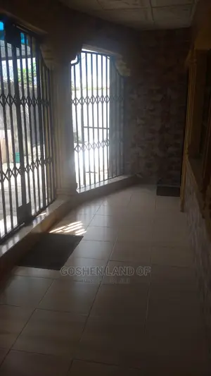4bdrm Bungalow in Lanre Bus Stop, Igando / Ikotun/Igando for Rent