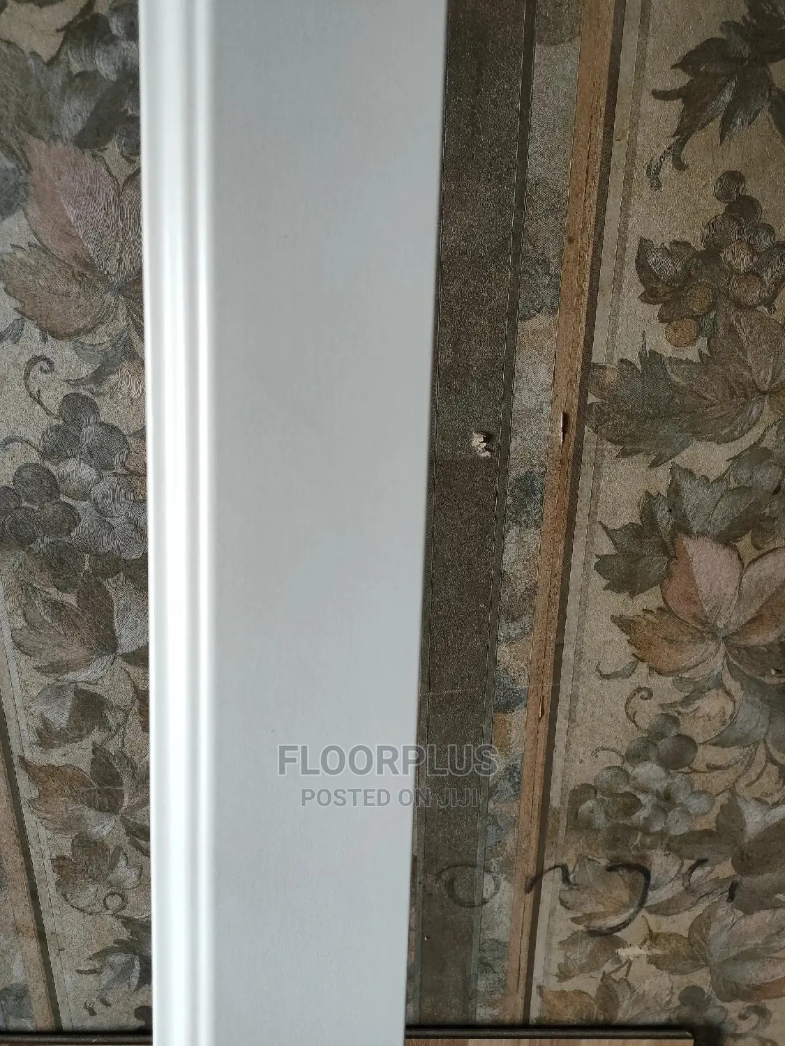 White Skirtings