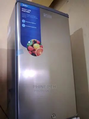 Midea Refrigerator 100liters Table Top