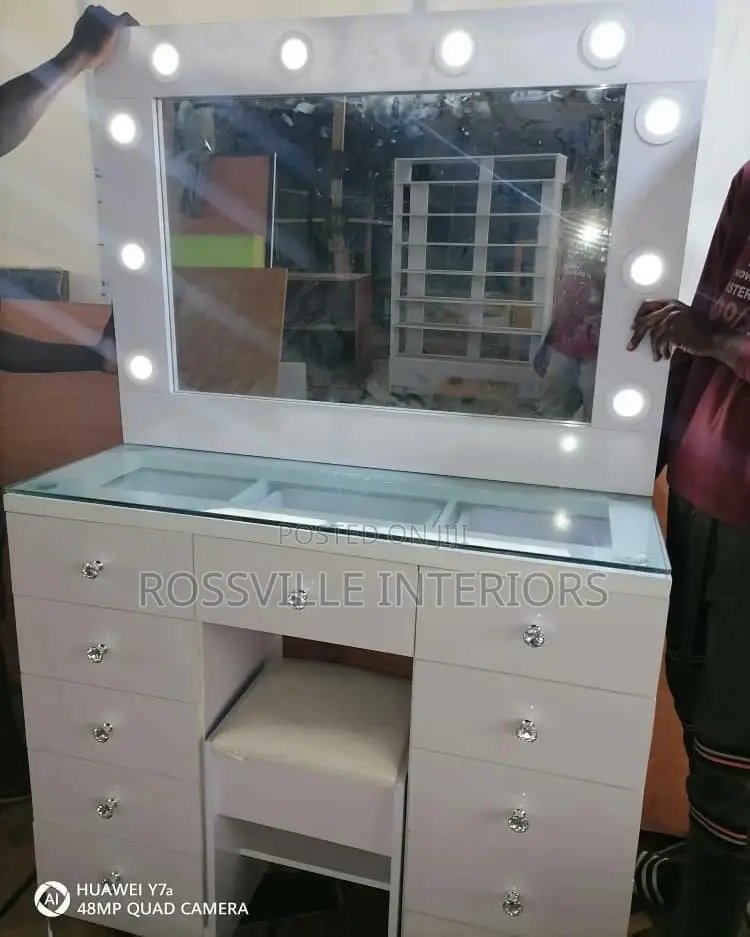 Highquality Dresser