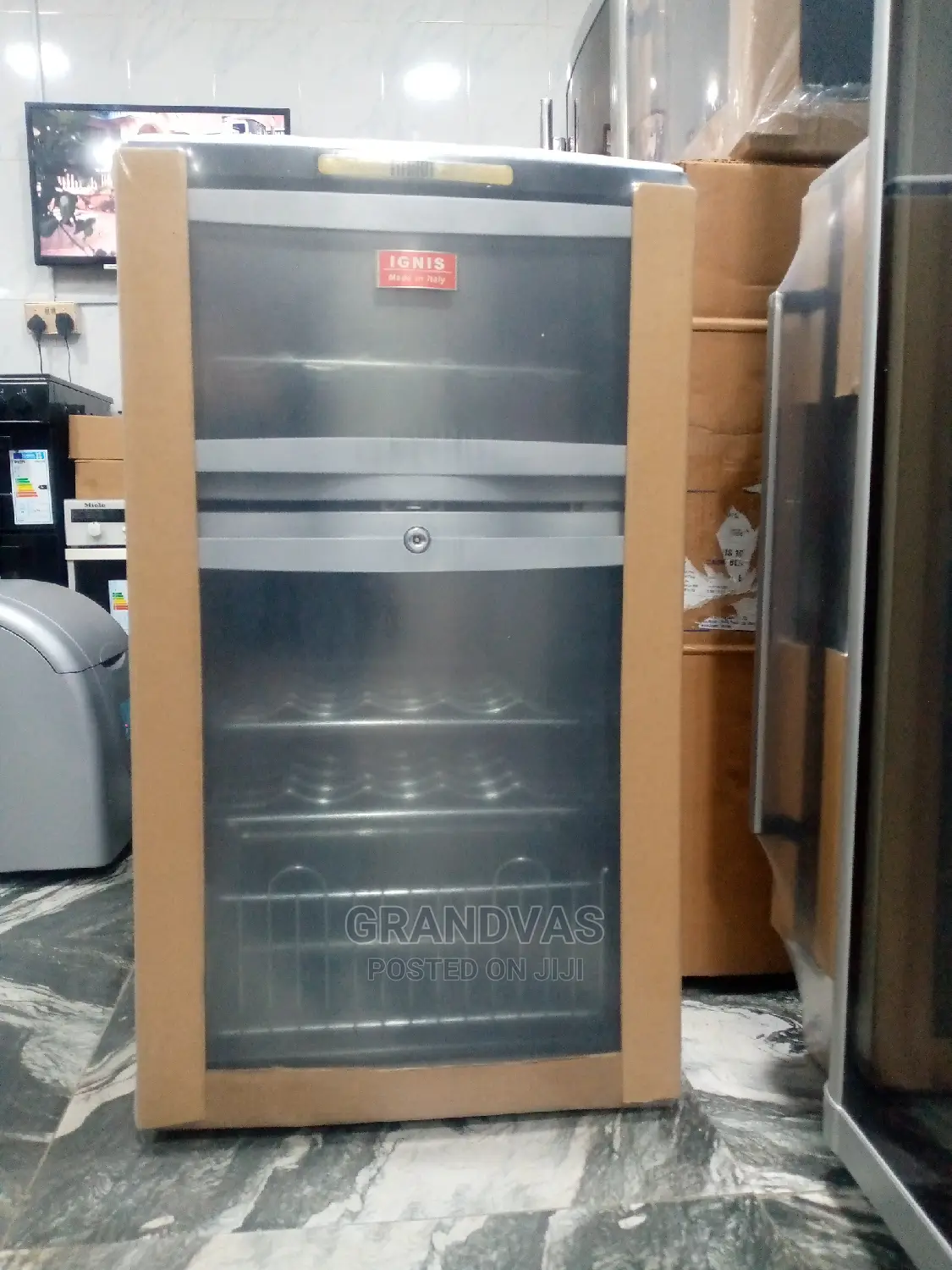 Wine Chiller- Table Display Fridge