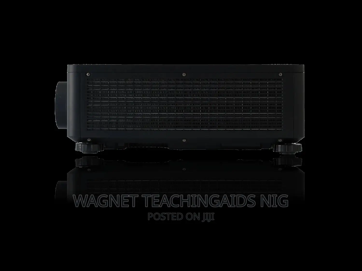Maxell’S 10,000 ANSI Lumens Projector