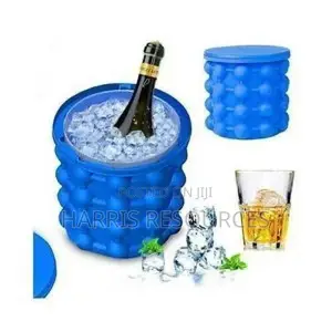 Mini Ice Cube Maker