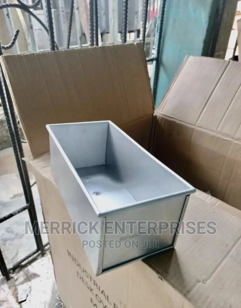 New Bread Moulder Pan