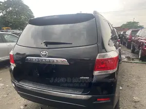 Toyota Highlander 2012 Black