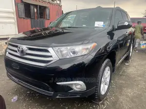 Toyota Highlander 2012 Black