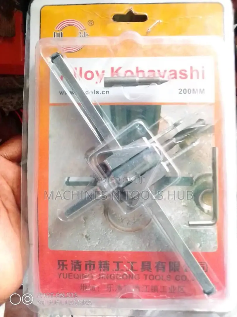 Adjustable Hole Saw